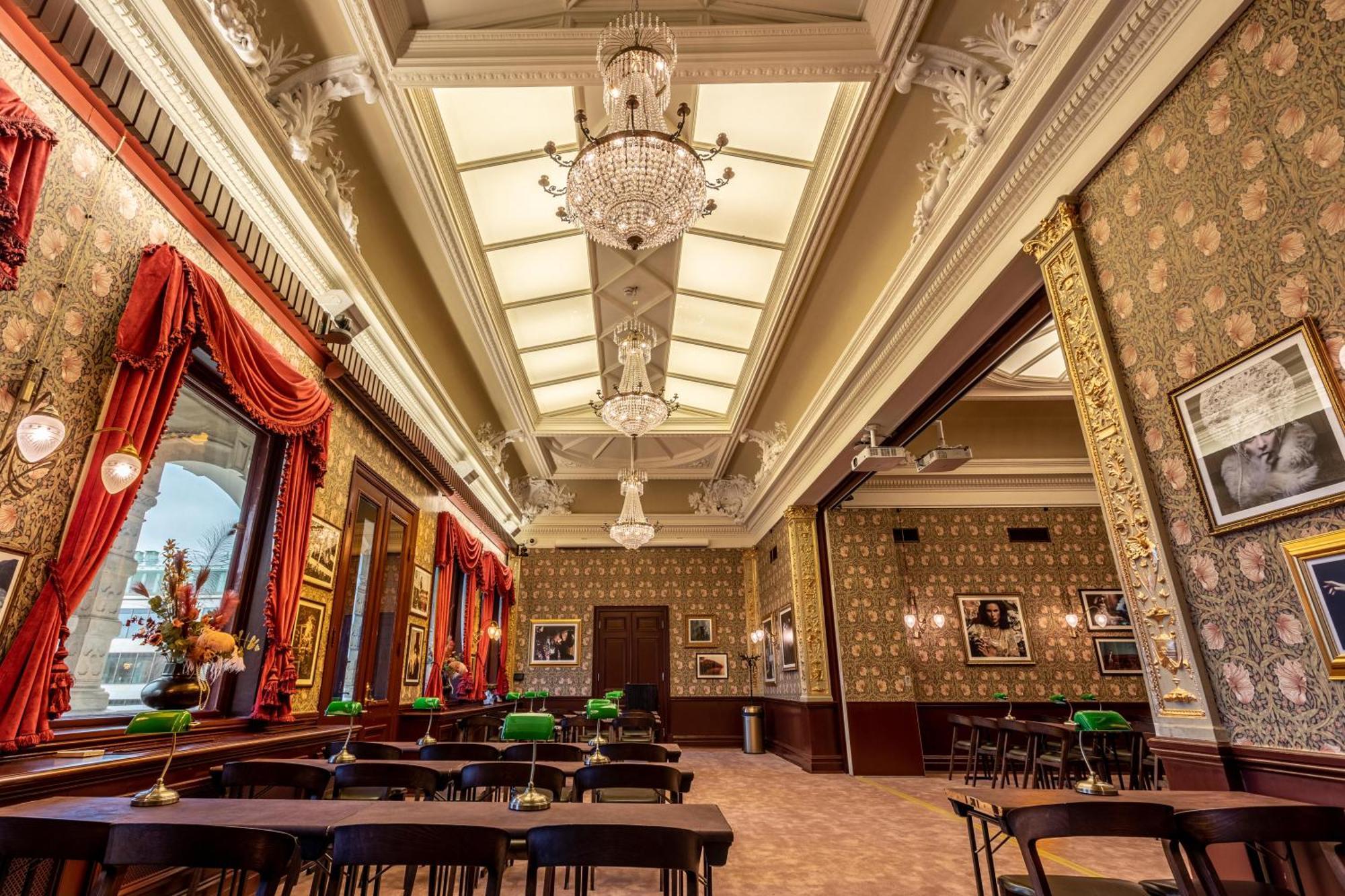 Hotel Pigalle Гьотеборг Екстериор снимка The interior of the restaurant