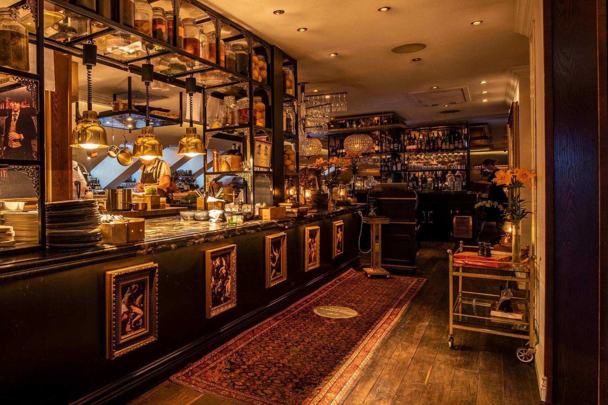 Hotel Pigalle Гьотеборг Екстериор снимка The bar at the 2010 edition of the World's 50 Best Bars
