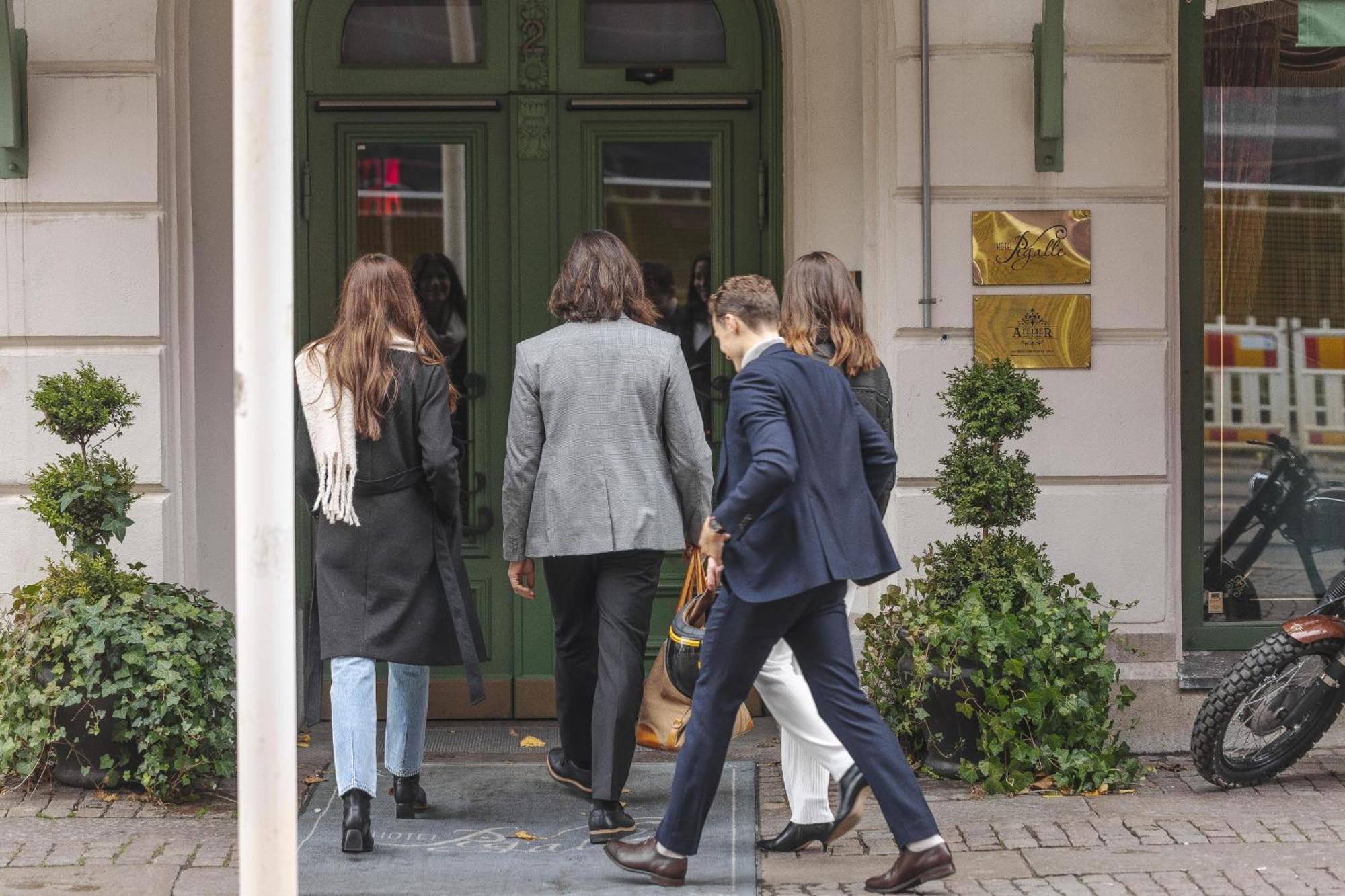Hotel Pigalle Гьотеборг Екстериор снимка The band in 2019